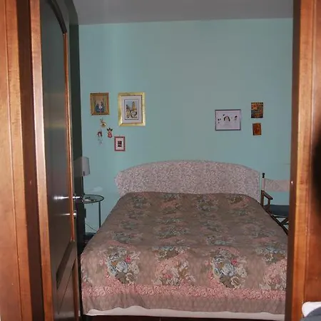 Flavia Apartment *